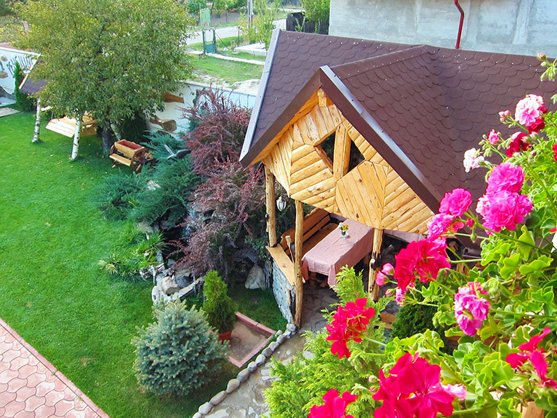 Exterior of Pensiunea Șoimul